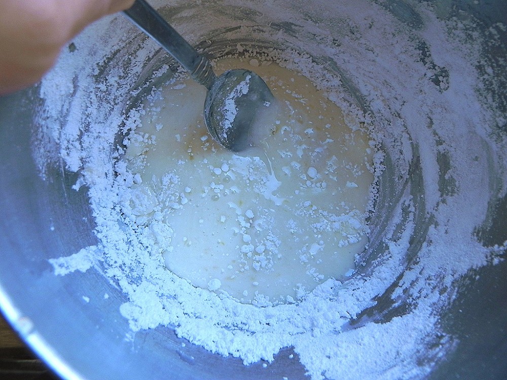 image of making a frosting