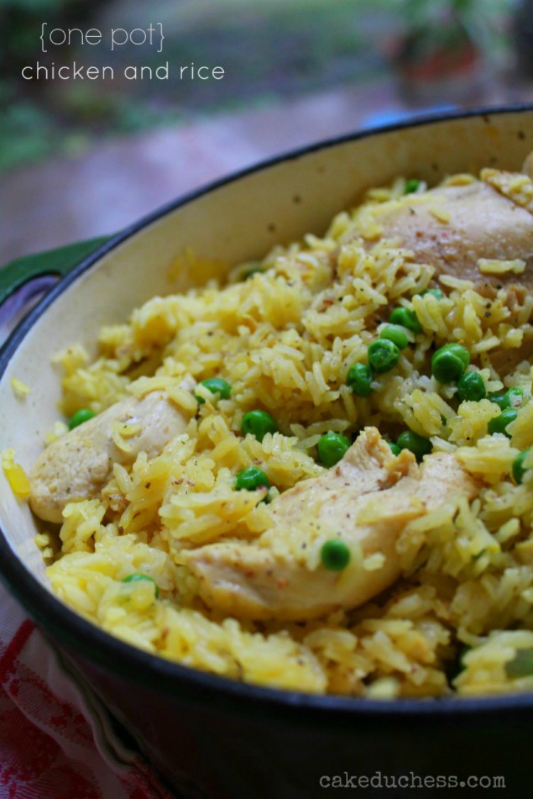 overhead image of one pot chicken and rice