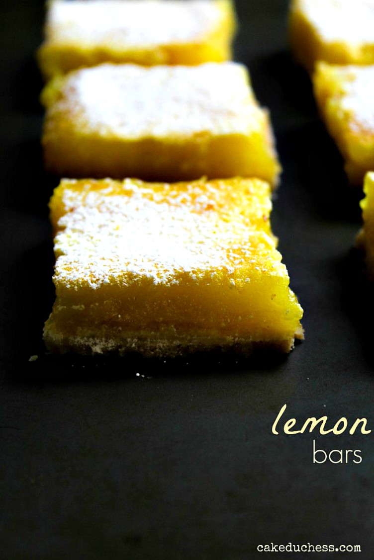 overhead image of lemon bar slices