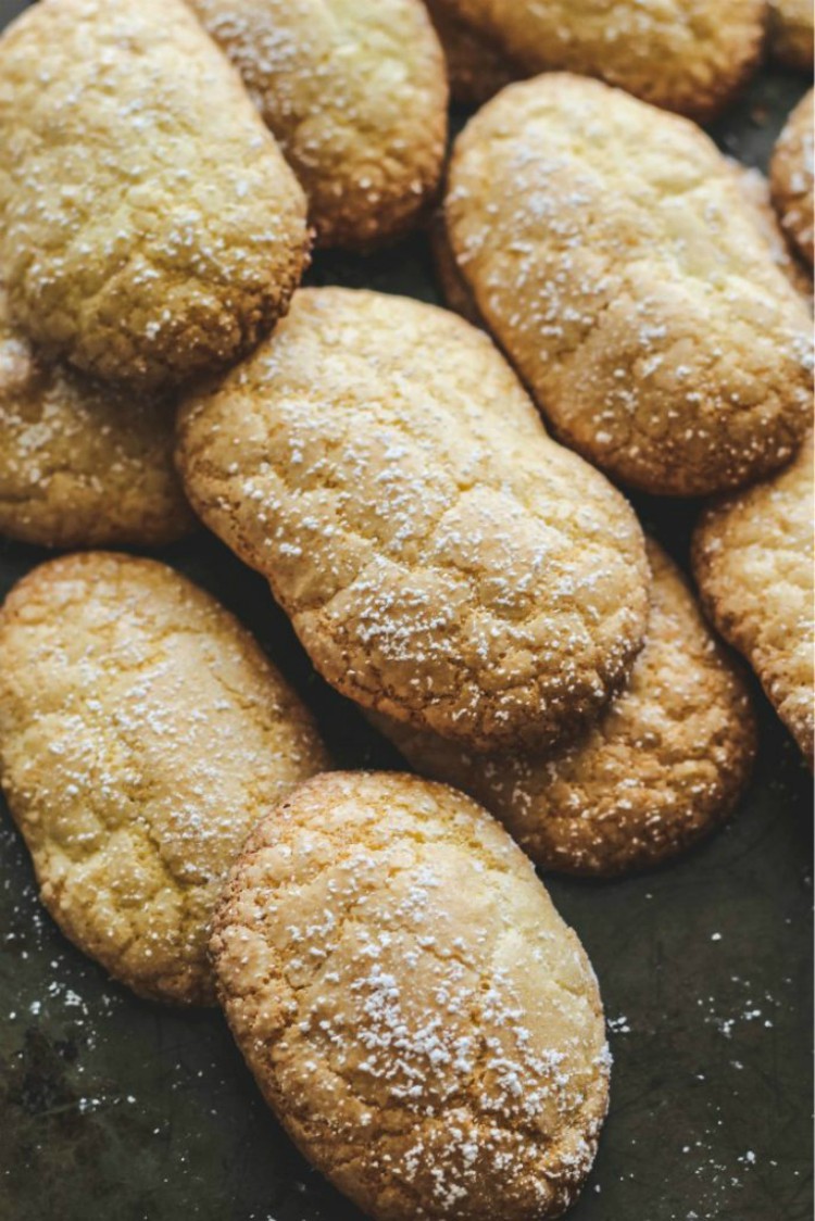 overhead image of Italian ladyfinger cookies 