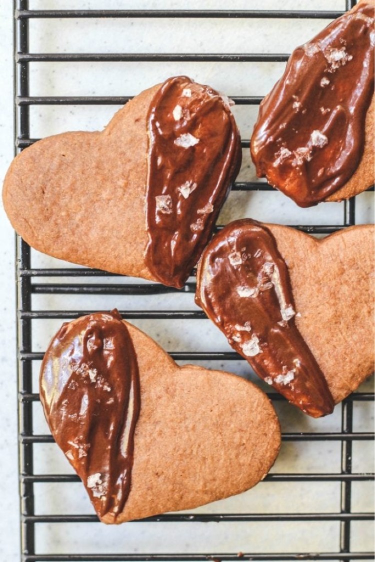 overhead image of espresso shortbreads on a baking rack