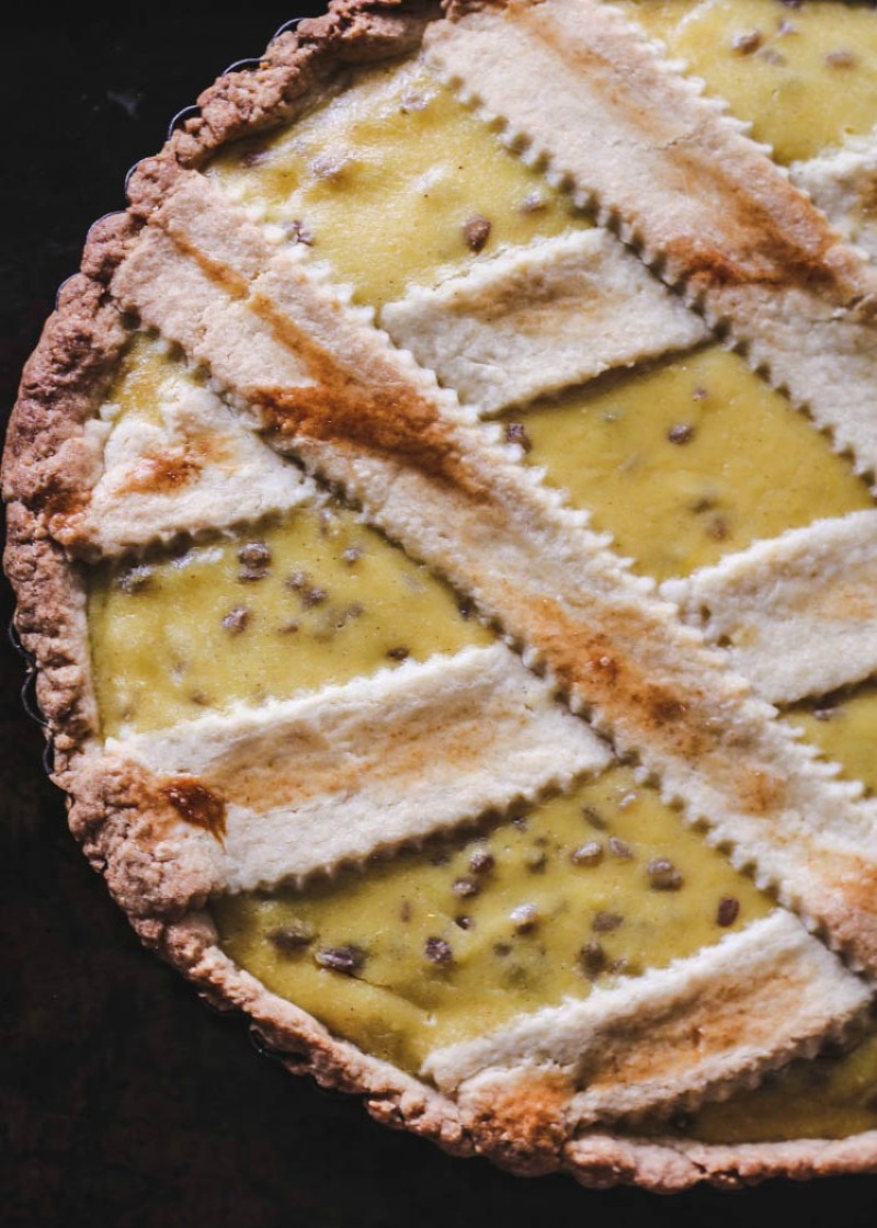 overhead image of an italian grain pie
