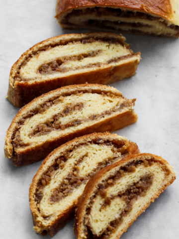 hungarian nut roll