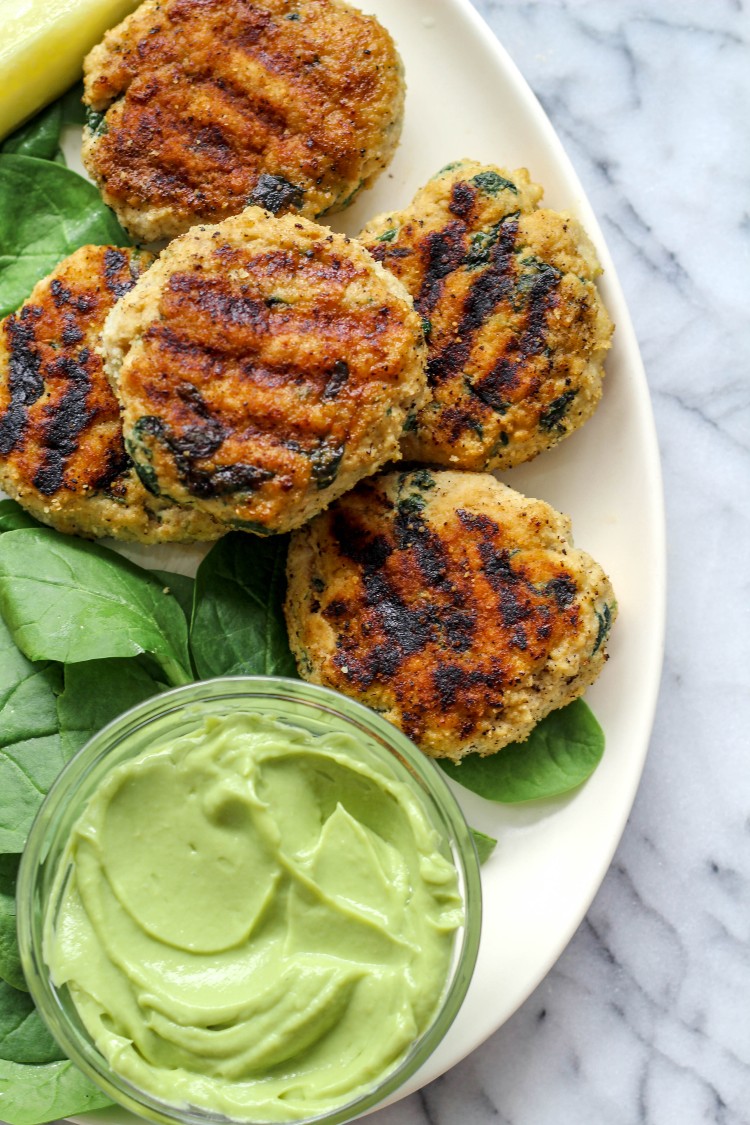 overhead image of spinach chicken burgers