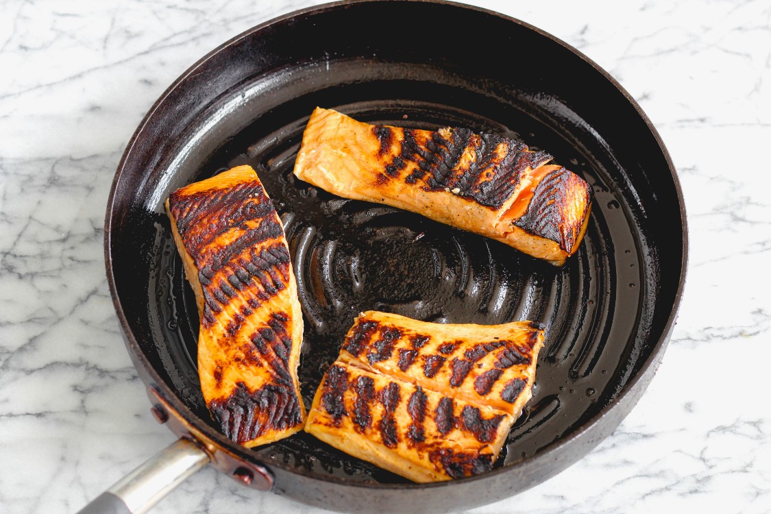 overhead image of grilled salmon