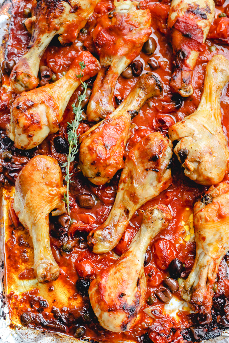 overhead image of sheet pan chicken cacciatore