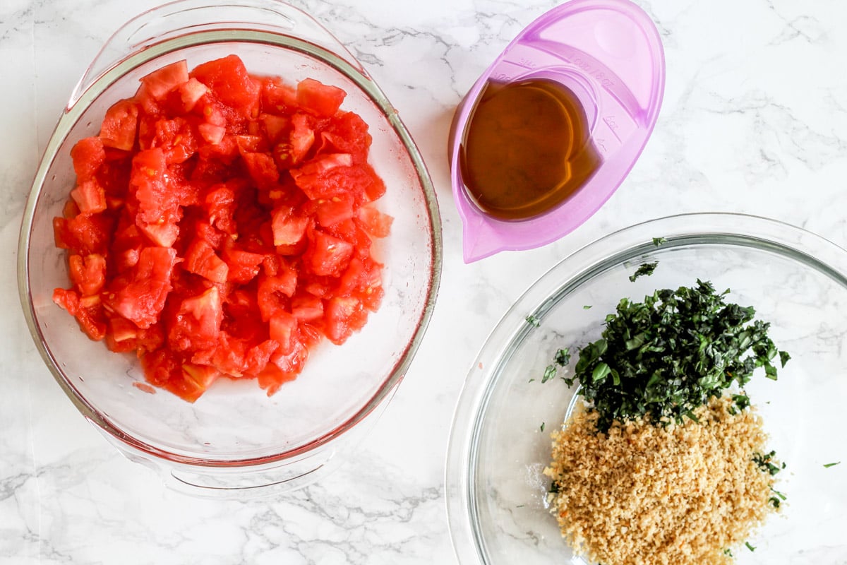 image of making pesto trapanese