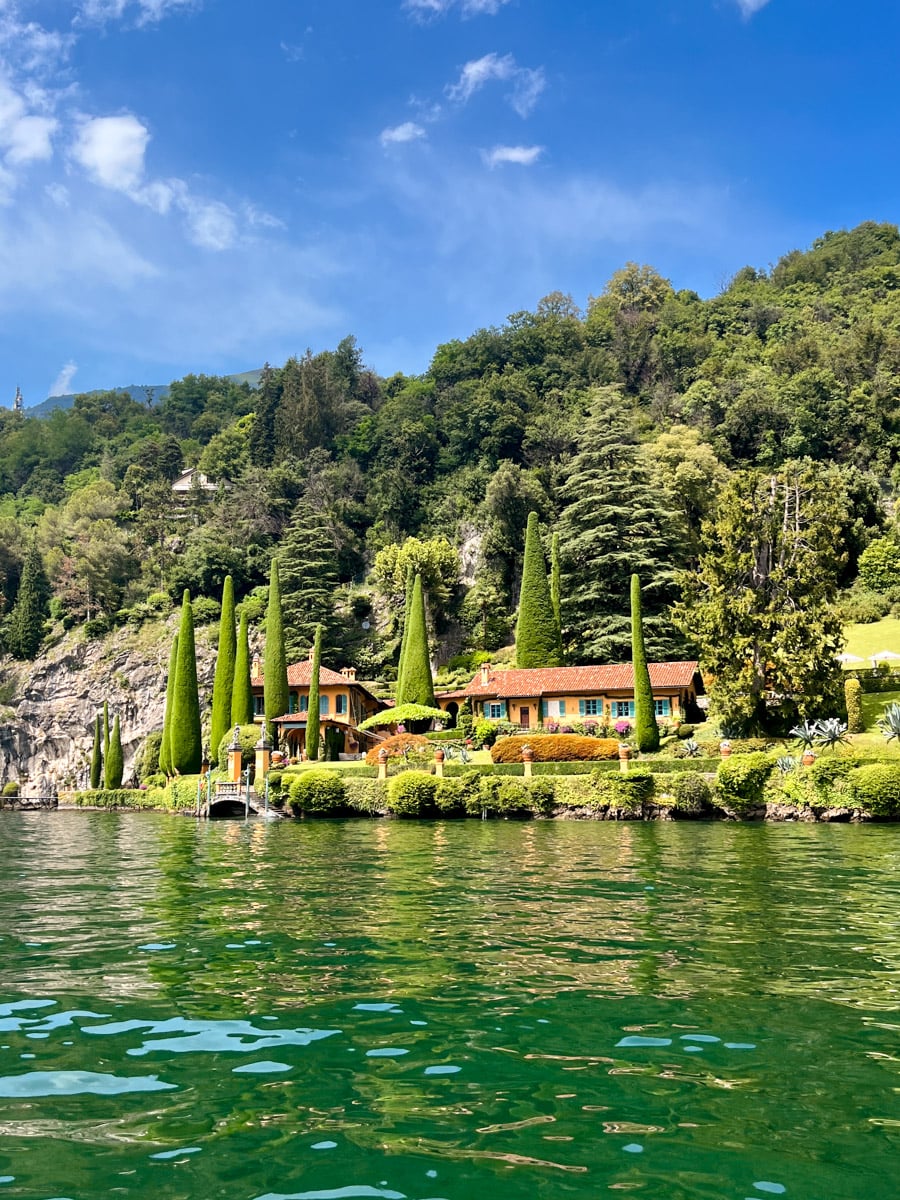 Italy, Lake Como guide.