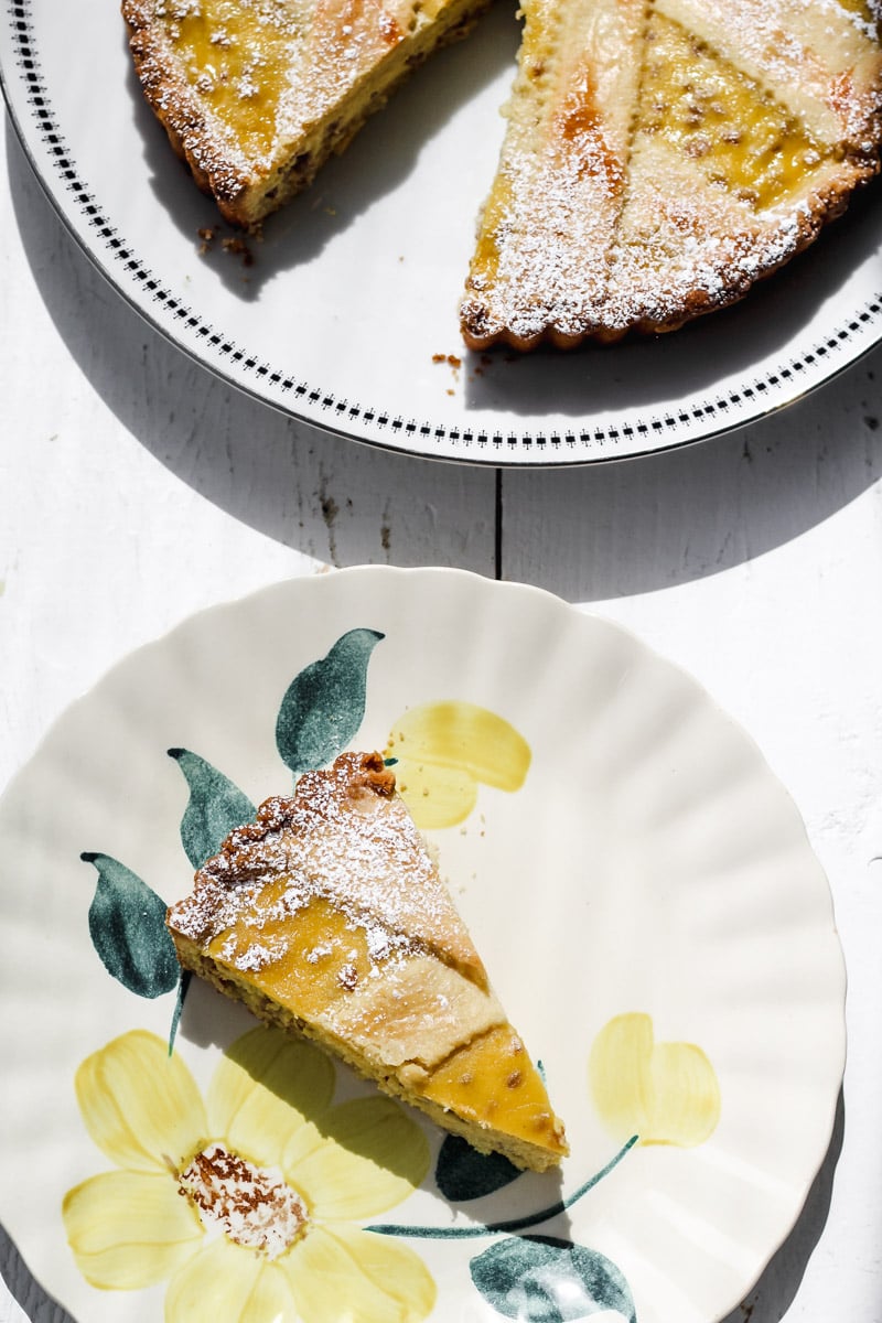 Overhead image of pastiera napoletana.