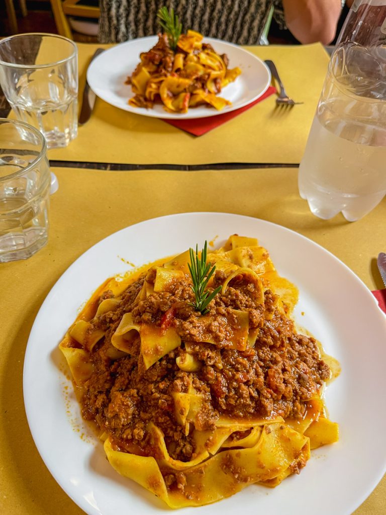 things to do in italy dining