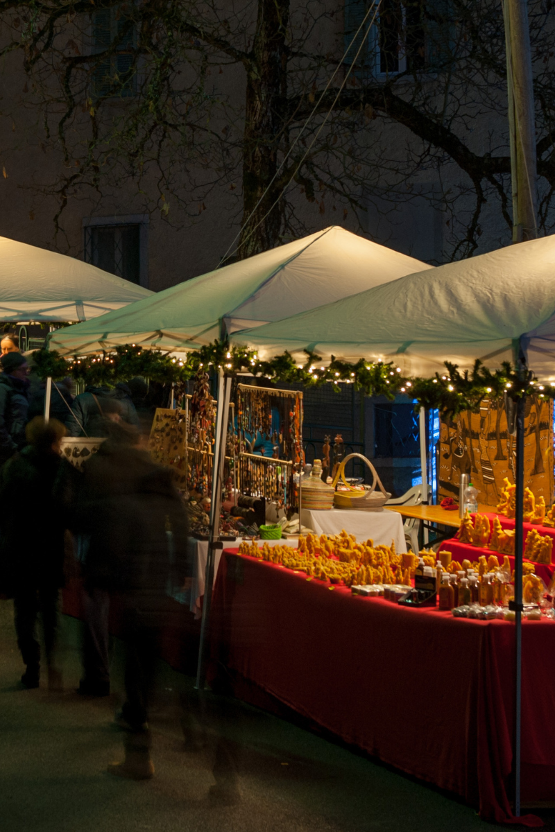 italian christmas markets