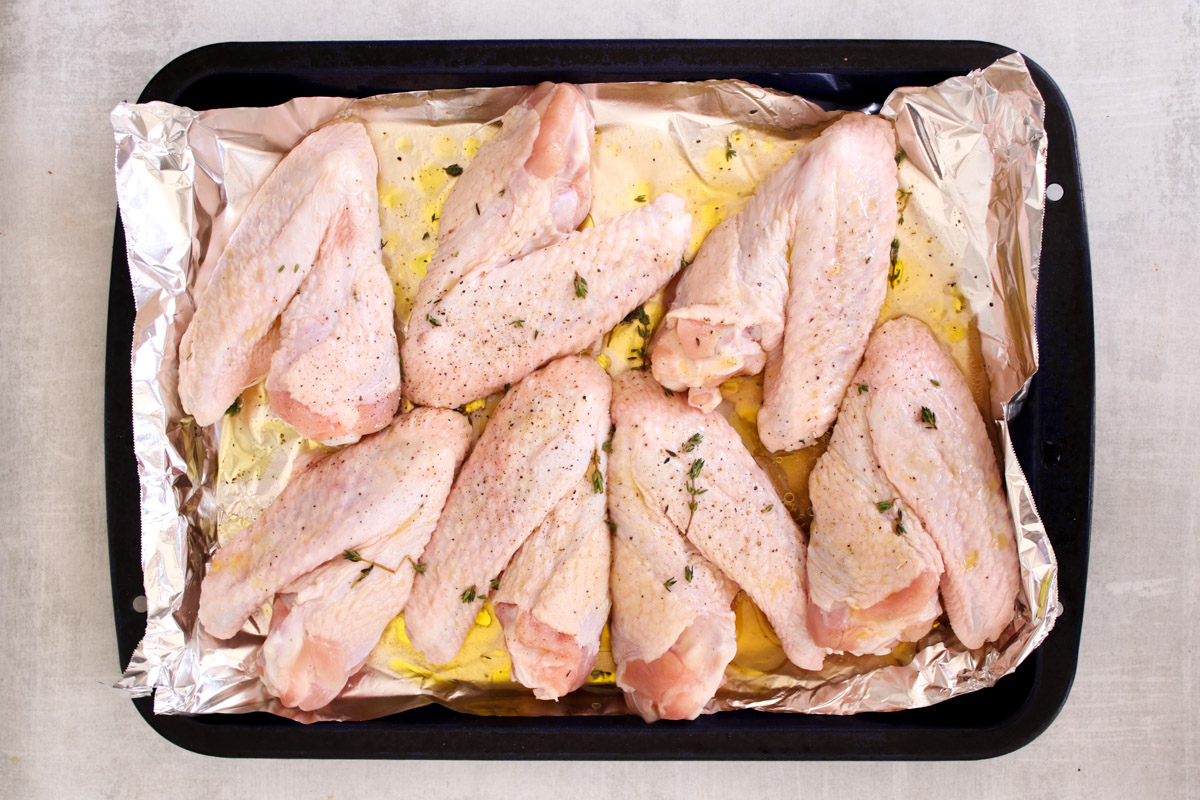 image of turkey wings in a baking pan