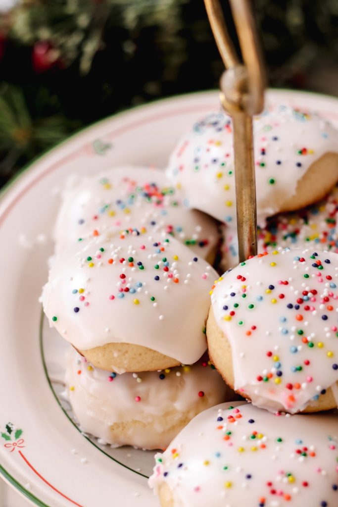 Super Easy Traditional Italian Christmas Cookies Recipe