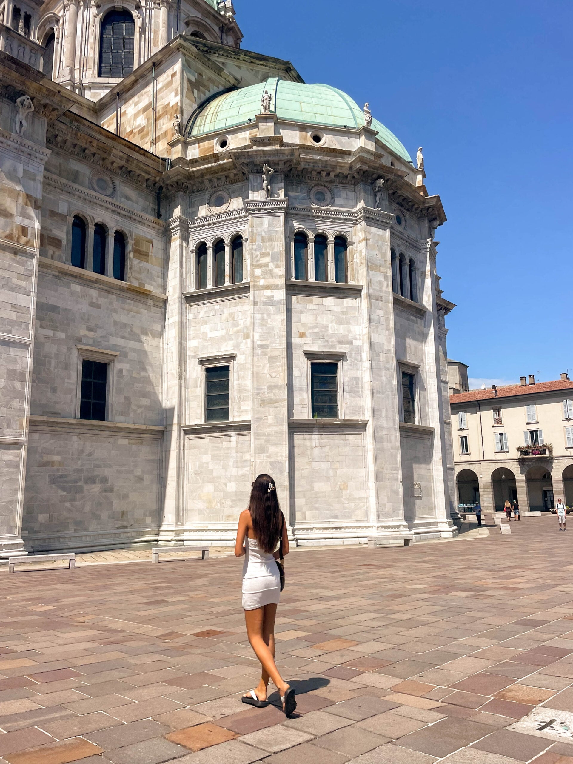 Image of Duomo in Lake Como.