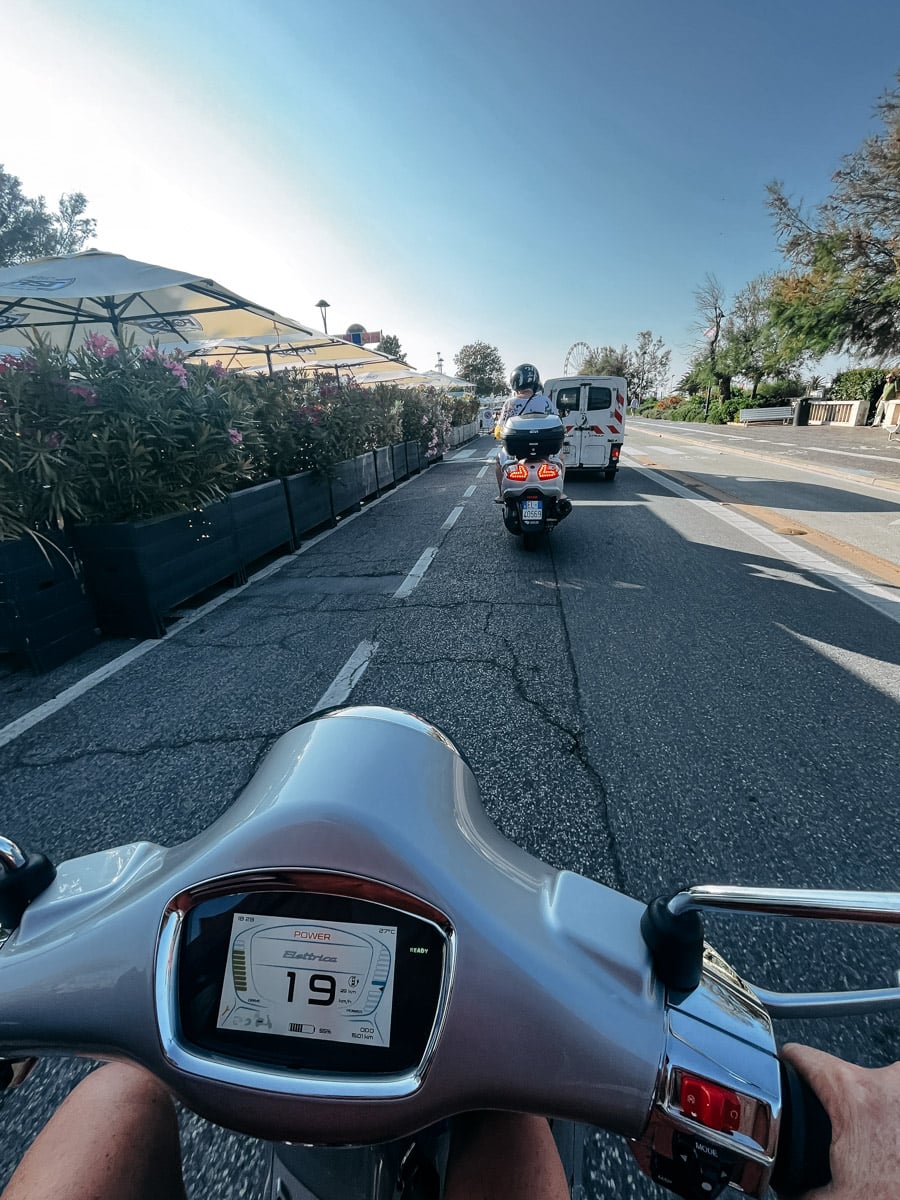 Rimini, italy travel guide.
