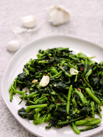 broccoli rabe with garlic and oil.