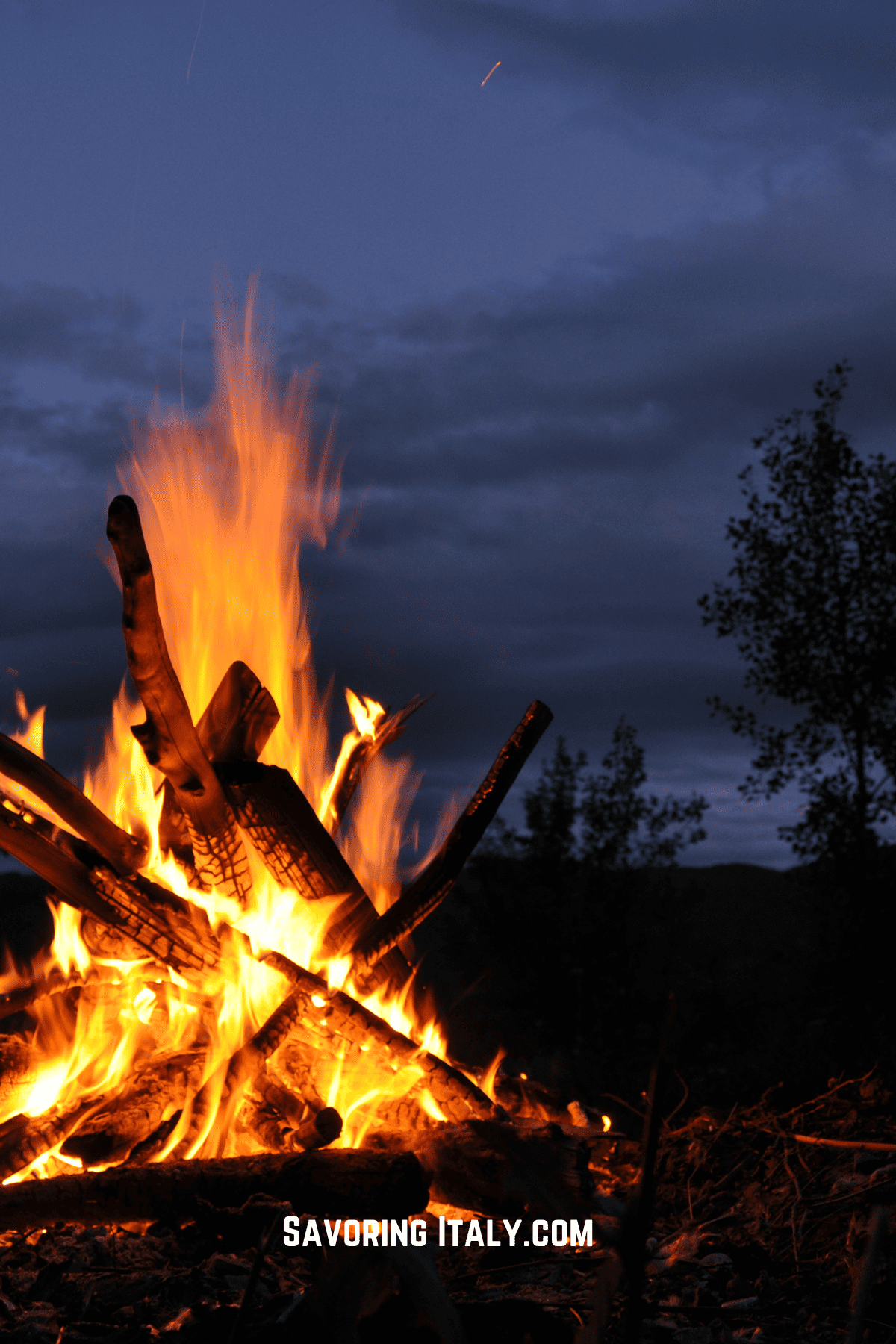 Zucco or Christmas bonfire in Sicily