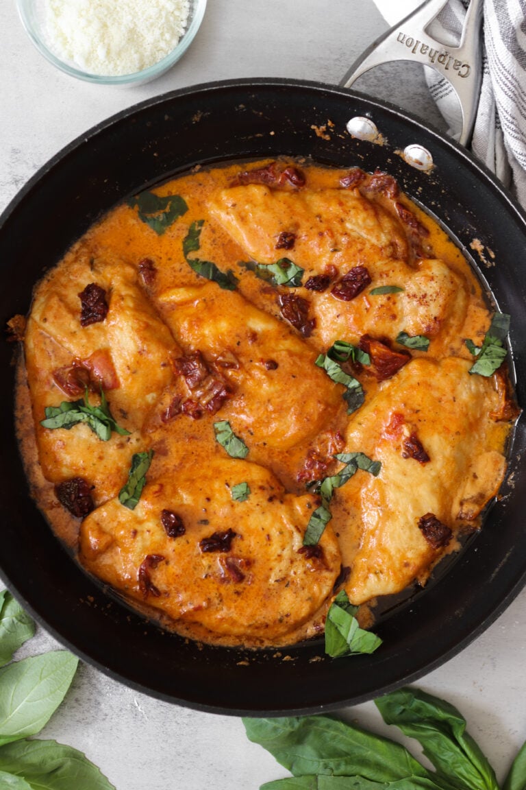 Marry Me Chicken (With Sun Dried Tomatoes & Cream)