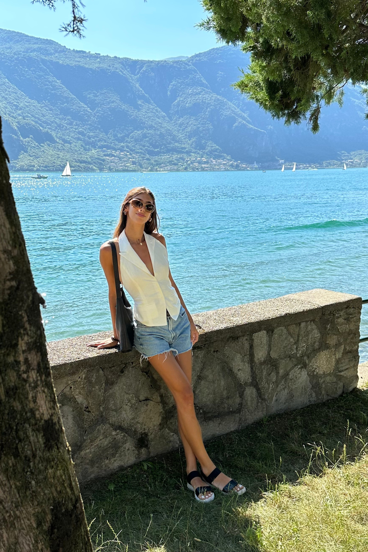 Lake como outfit.
