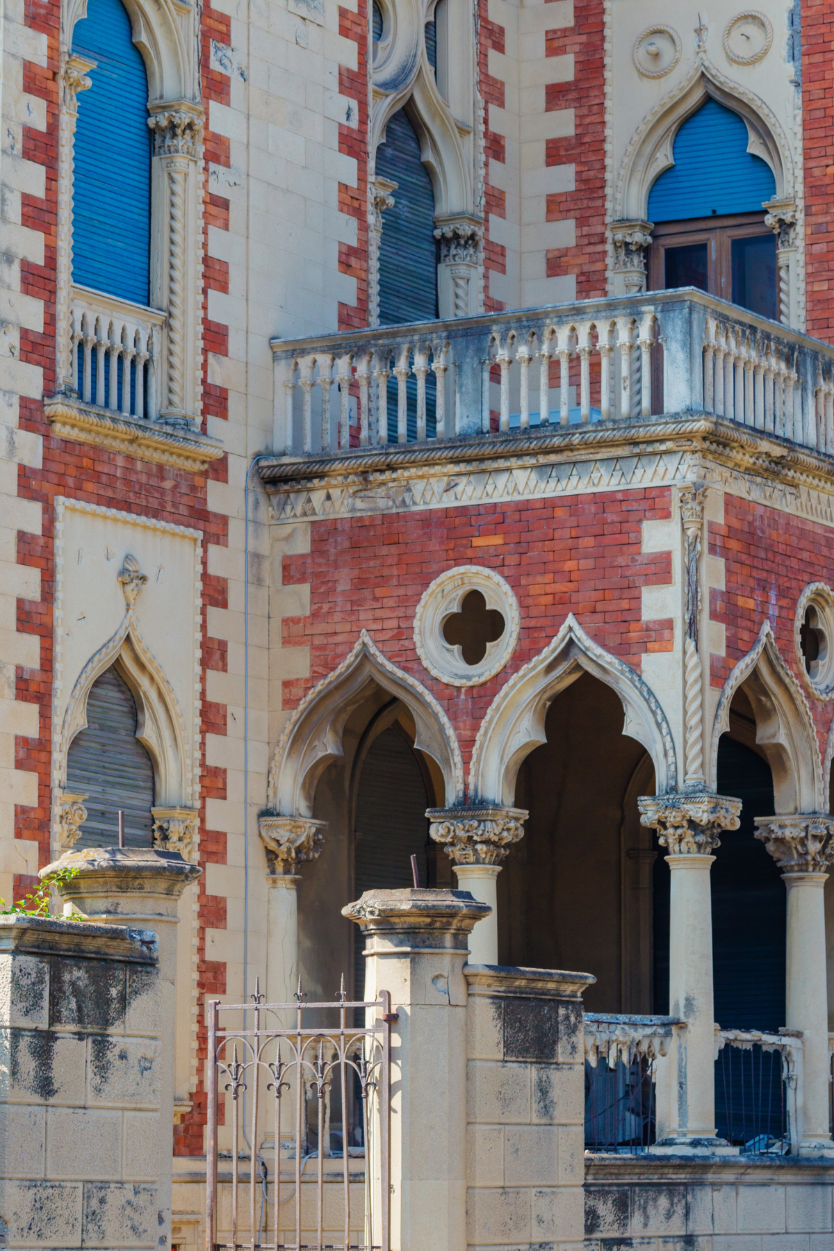 Reggio Calabria travel guide.