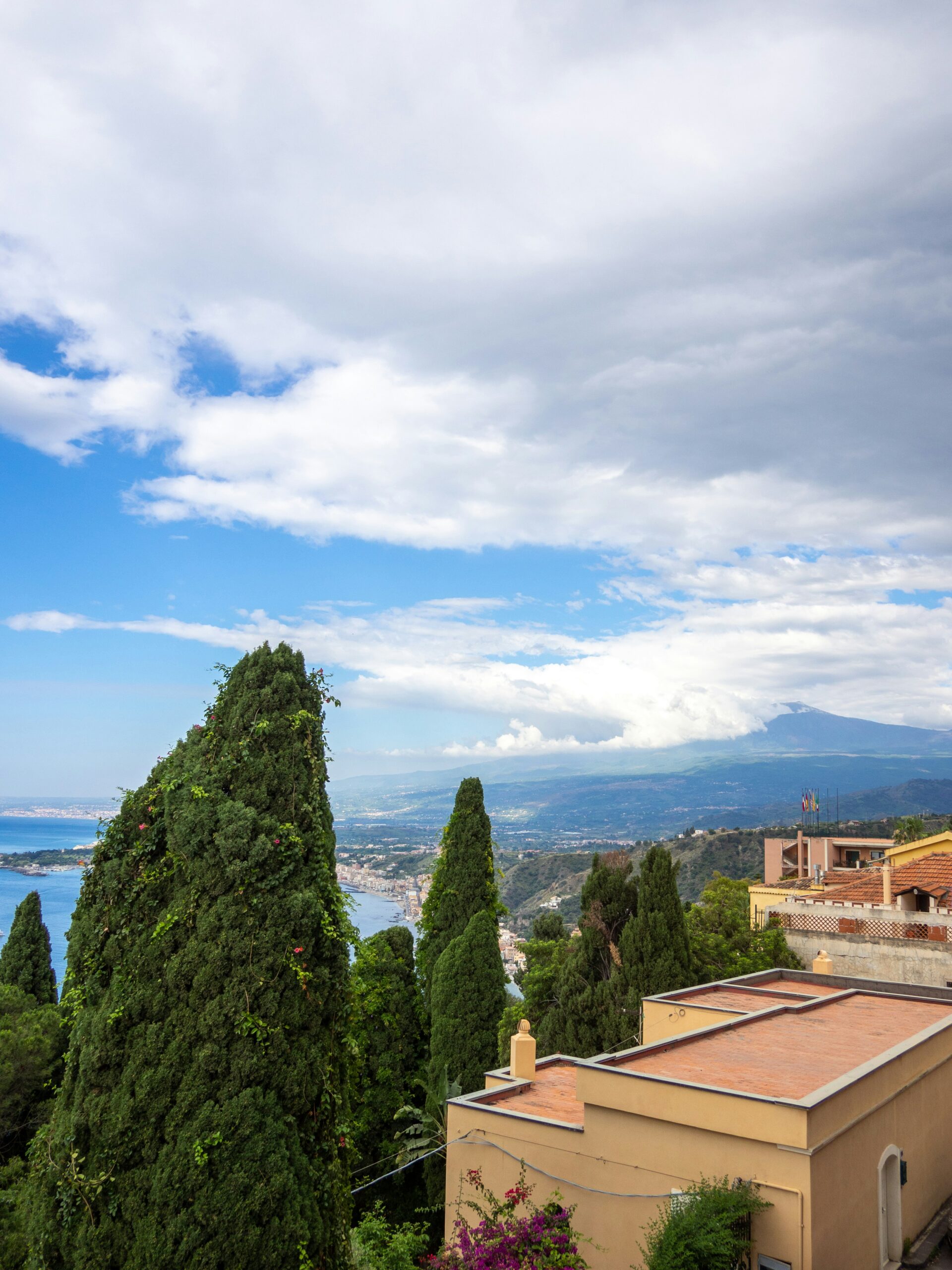 Best beaches in Taormina, Sicily.