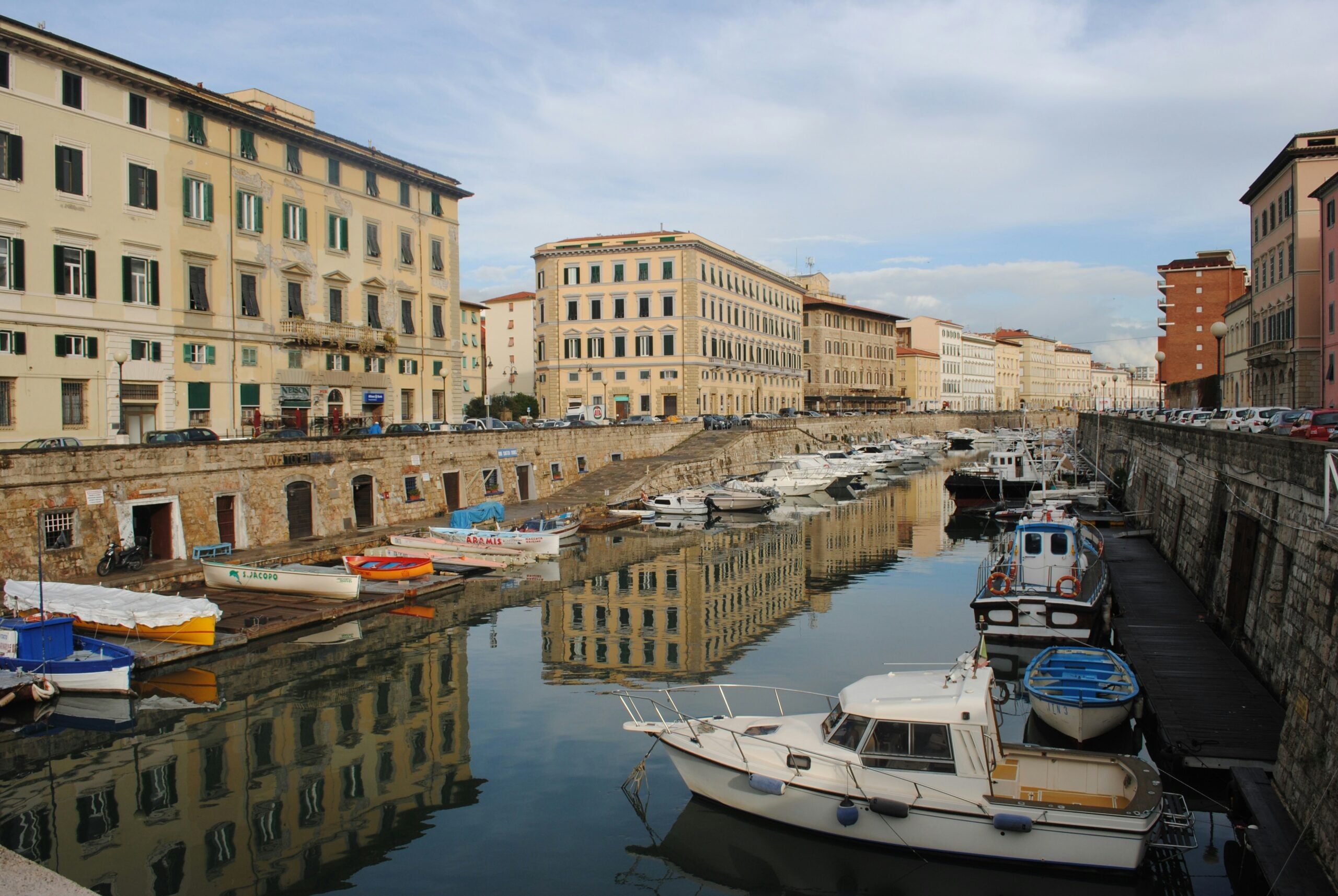 How to get from Livorno to Florence.
