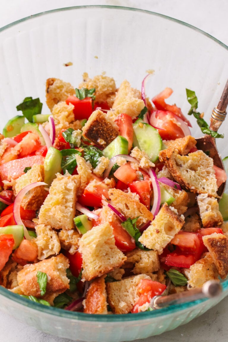 Panzanella Toscana (Authentic Italian Tuscan Bread Salad)