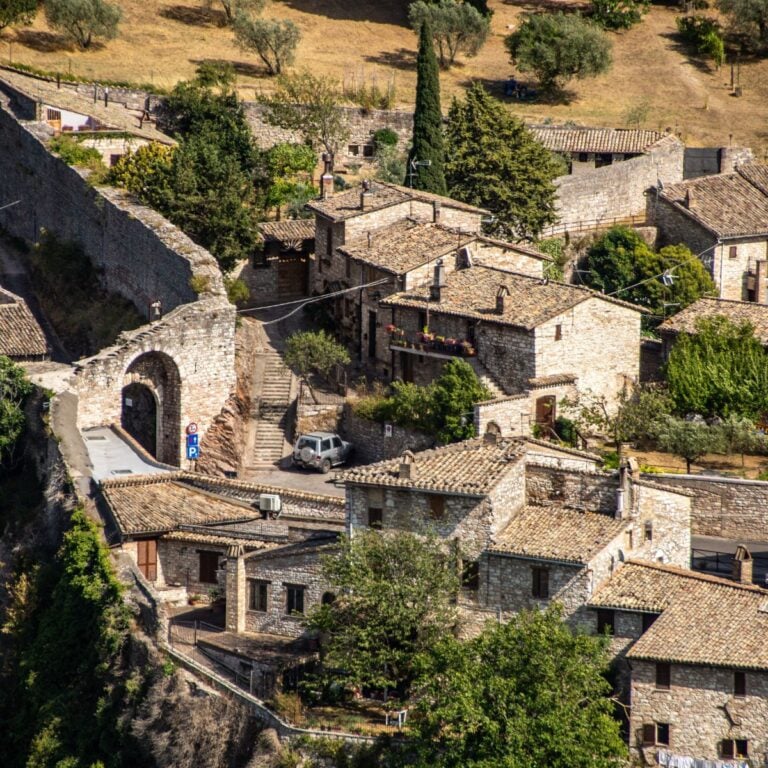 Assisi Italy travel guide.