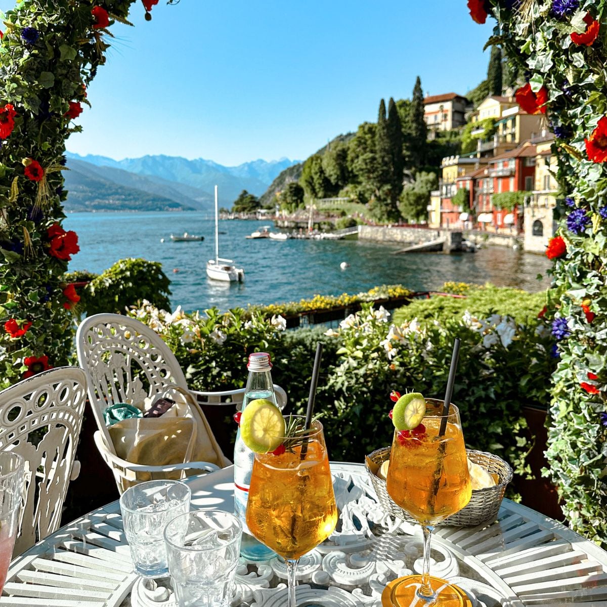 Varenna travel guide.