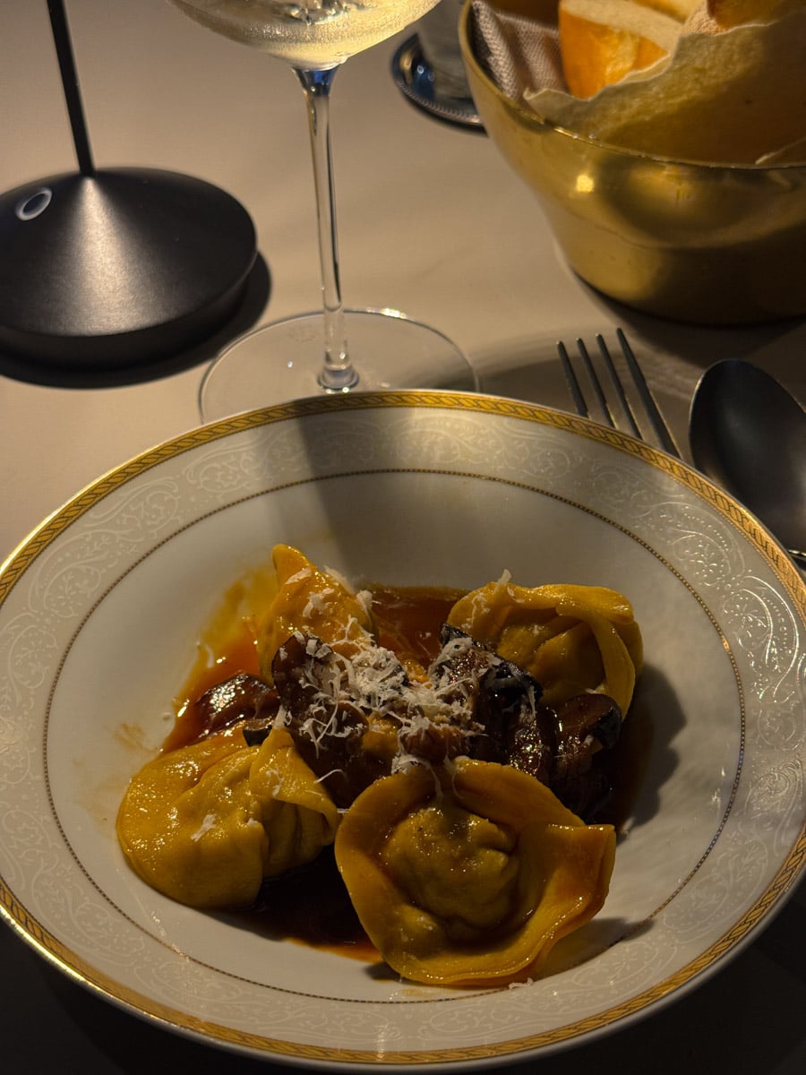 Where to eat in Aosta, Italy.